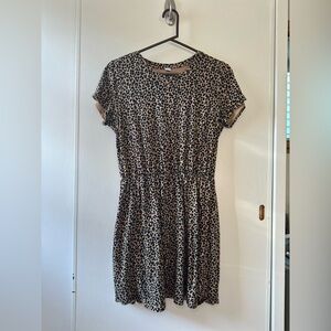 Women’s Old Navy Leopard Print Tshirt Dress | M
